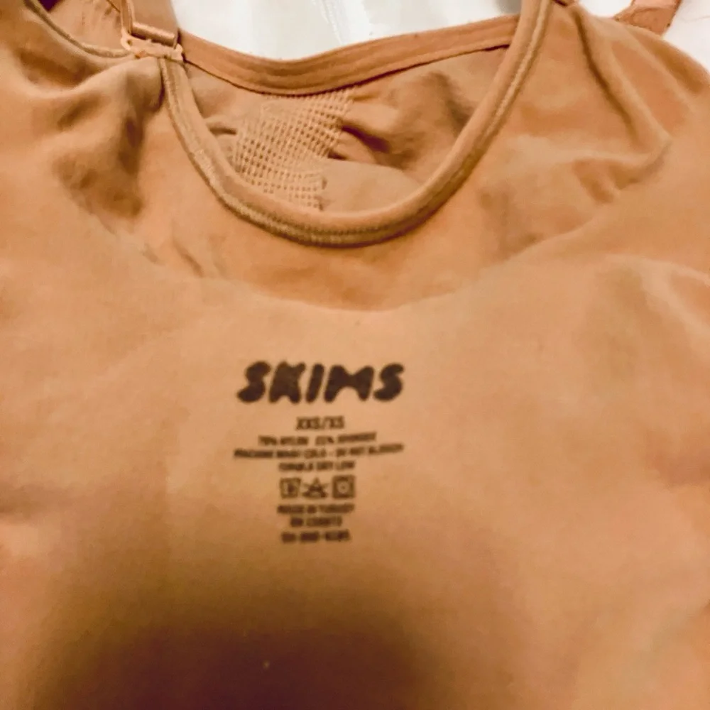 SKIMS Tan Bodysuit - Picture 4 of 5